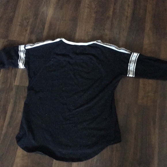 Women’s PINK Long sleeve shirt - Picture 3 of 3